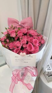 Bó hoa Sofia tone hồng quý tộc sang trọng tại Sea Flora
