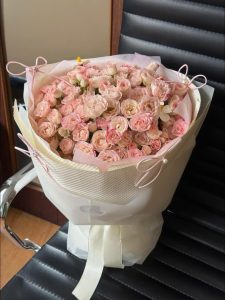 Bó hoa mẫu đơn Peony size lớn phối sắc hồng cam rực rỡ
