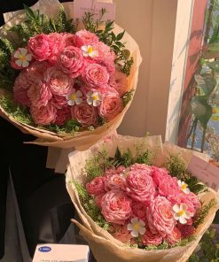 Bó hoa tươi hoa hồng ngoại màu hồng cánh cuộn sang trọng